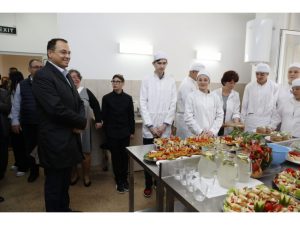 Laborator de alimentație publică inaugurat la Colegiul Tehnic „Gheorghe Asachi” Laborator de alimentație publică inaugurat la Colegiul Tehnic „Gheorghe Asachi”