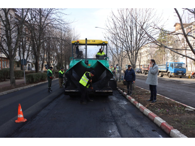 Am început lucrările de asfaltare pe Bulevardul Gării