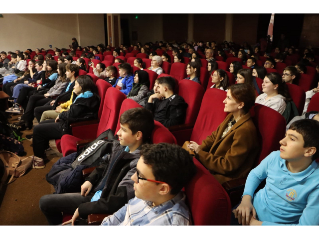 Dacă e joi, e seară culturală și voie bună la Ateneul Popular “Maior Gh. Pastia”